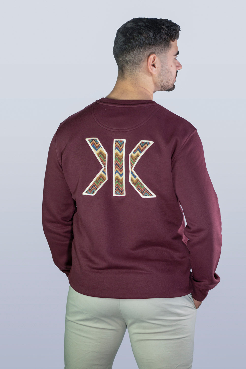 ETHNIC CREWNECK WINE